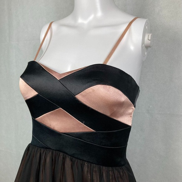 Adrianna Papell Hailey Logan Dress 3 Black Beige Chiffon Layer Solid Formal Mini - Picture 2 of 11